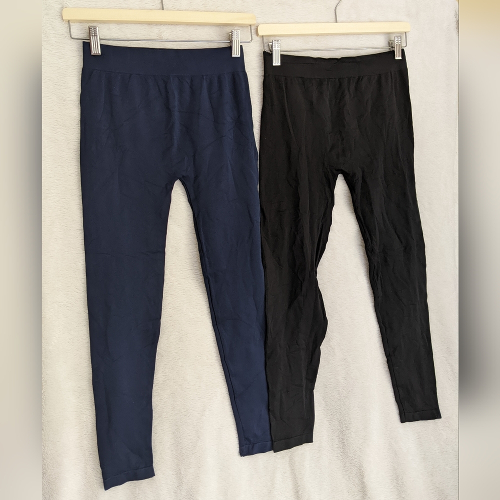Lot of 2: Zenana Outfitters L/XL Leggings, Black and Navy, Like New Condition